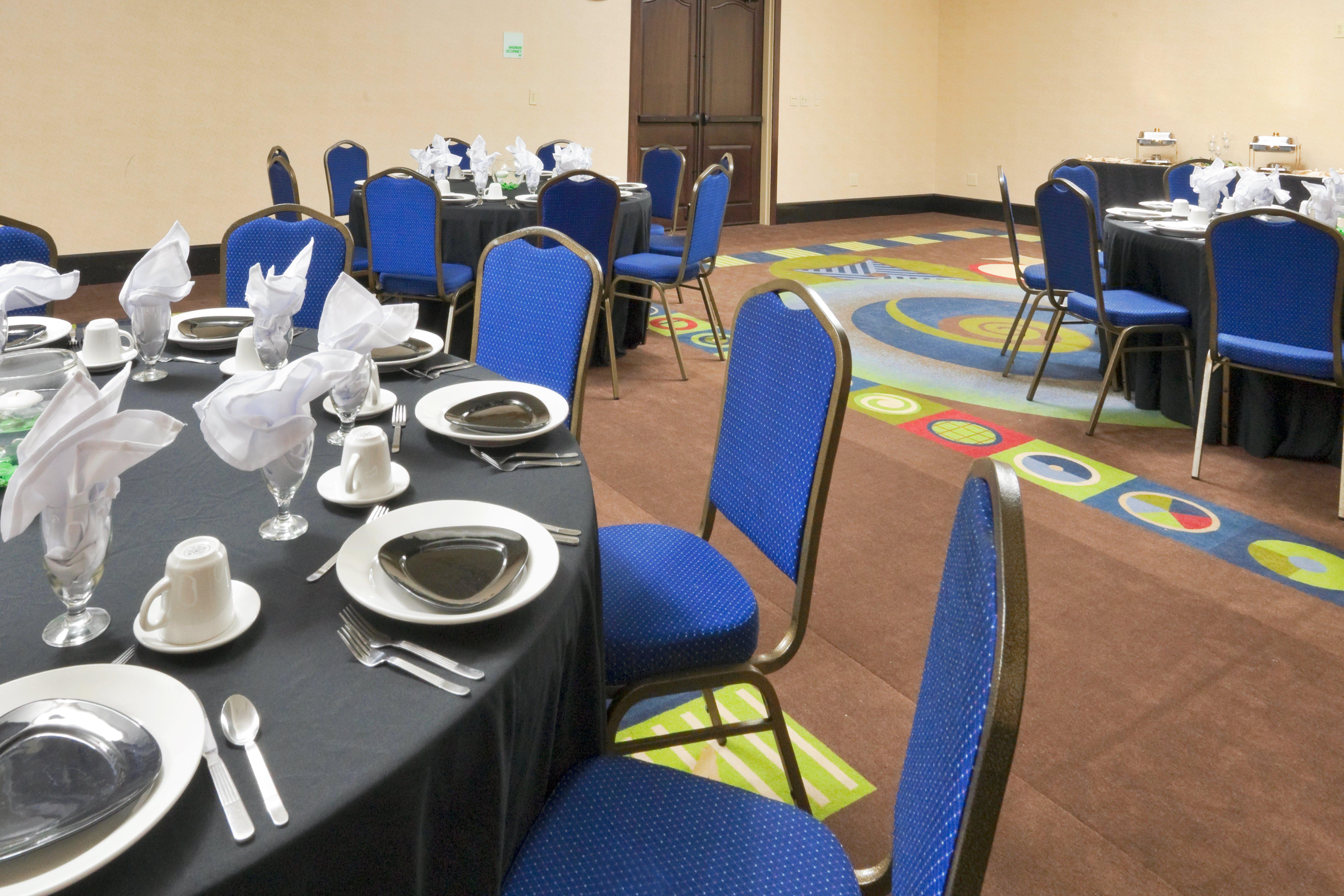 Holiday Inn Hotel & Suites Waco Northwest By Ihg Bellmead Extérieur photo