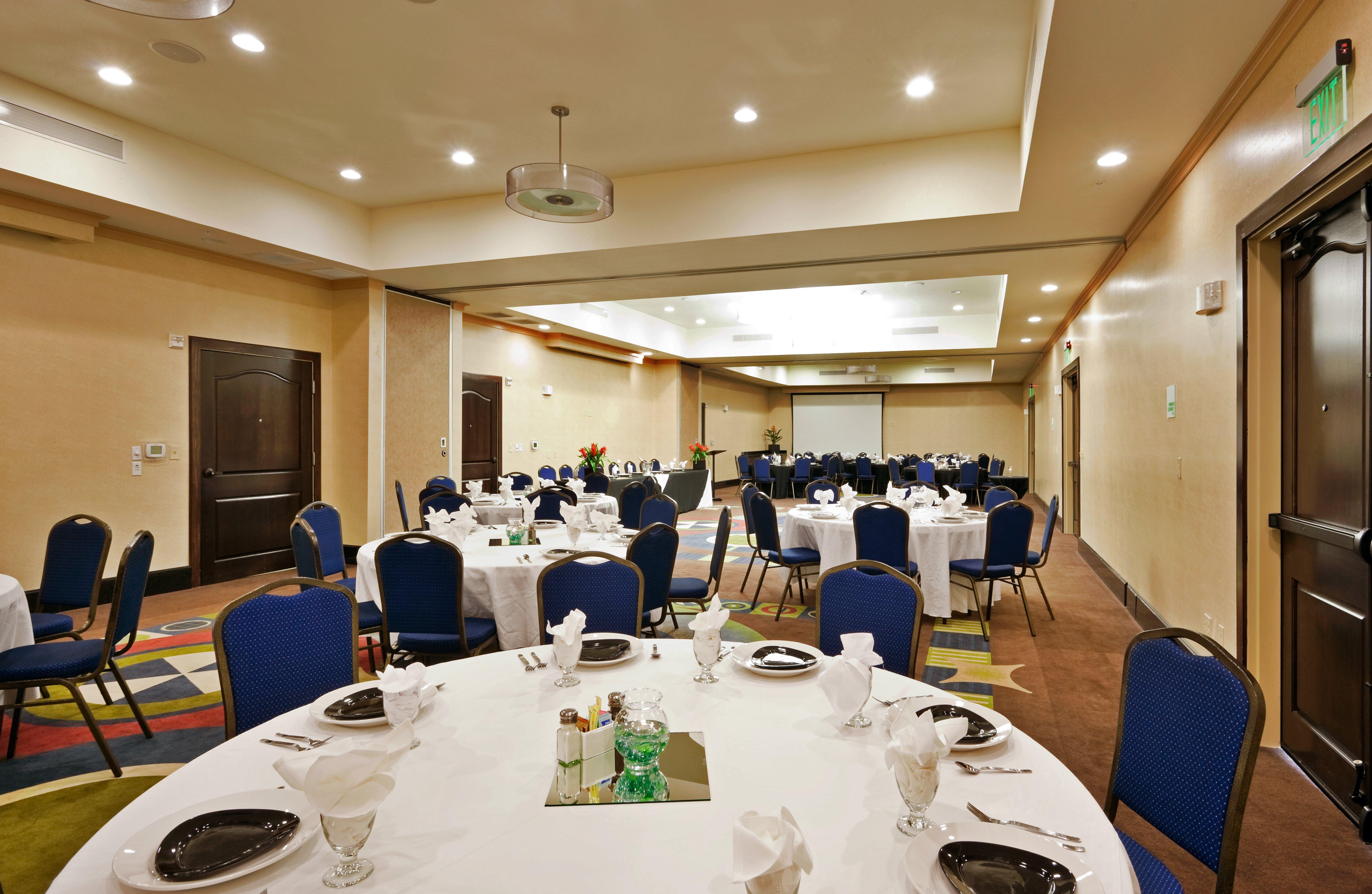 Holiday Inn Hotel & Suites Waco Northwest By Ihg Bellmead Extérieur photo